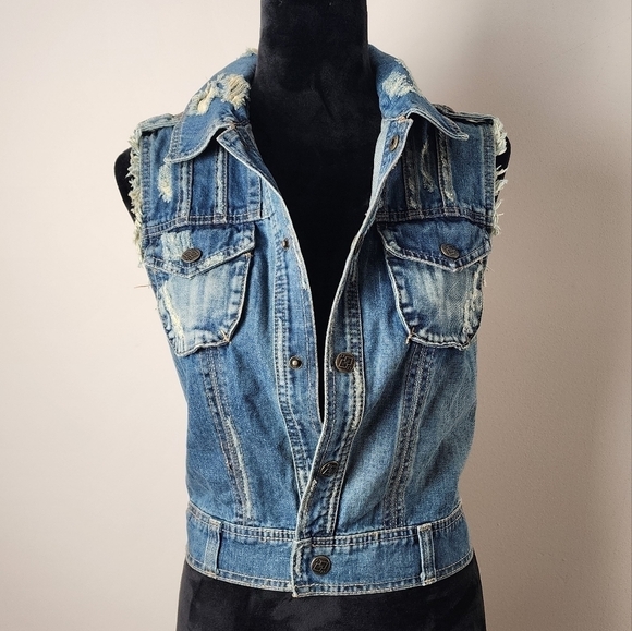 Free People Women's Denim Distressed Crochet Cream Back Size XS - Picture 1 of 7